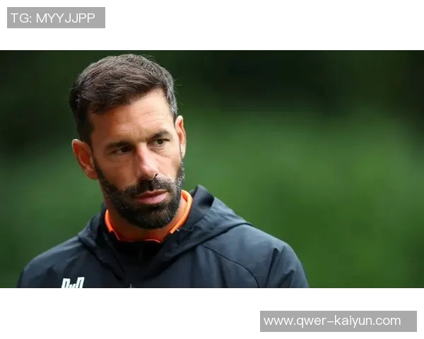 法兰克福积极推动免签引进埃因霍温18岁边锋阿约代莱托马斯