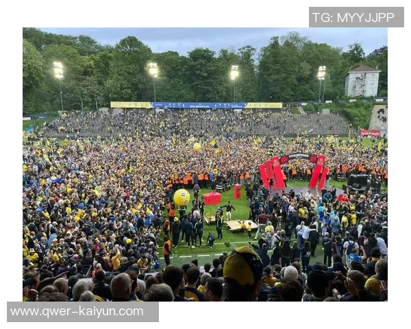 马卡为圣吉罗斯忠粉骑行1570公里追随球队客战马竞的壮举