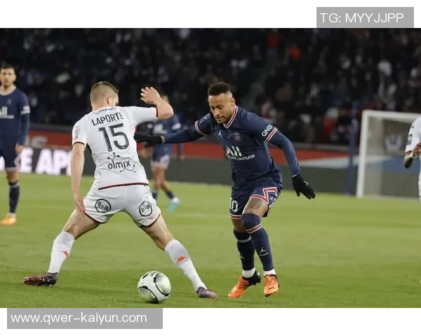 迪萨西本赛季无法租借罗马里昂巴黎FC收到通知 迪萨西本赛季无法租借罗马里昂巴黎FC收到通知