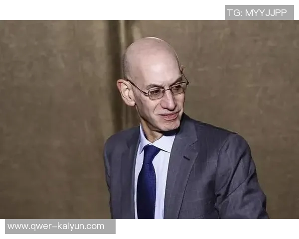 萧华谈罗齐尔薪资困境前所未见将与热火进行深入协商解决方案